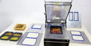 Heat sealing convenience food packaging